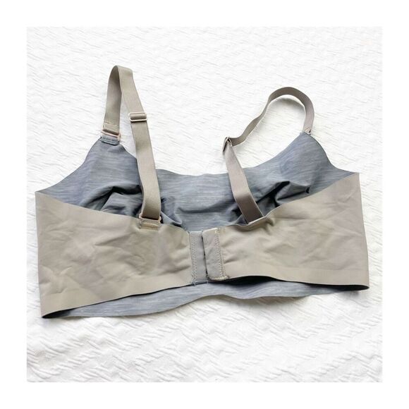 Knix Evolution Bra space gray size 6 - Picture 3 of 13